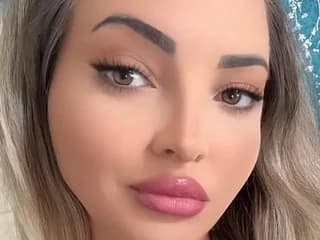 WebCAM of ChatrineGlow