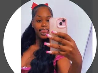 WebCAM of ChocolateSquirter