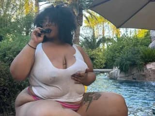 WebCAM di HolleyNicholes