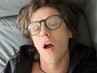 longdickelijah WebCAM 