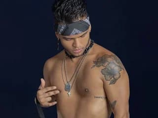 WebCAM of rickyvil19